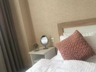 Апарт-отели Vazi Aparthotel Тбилиси Апартаменты с балконом-26